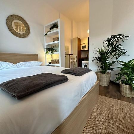 Studio Na Starej Ochocie Apartment Warsawa Bagian luar foto