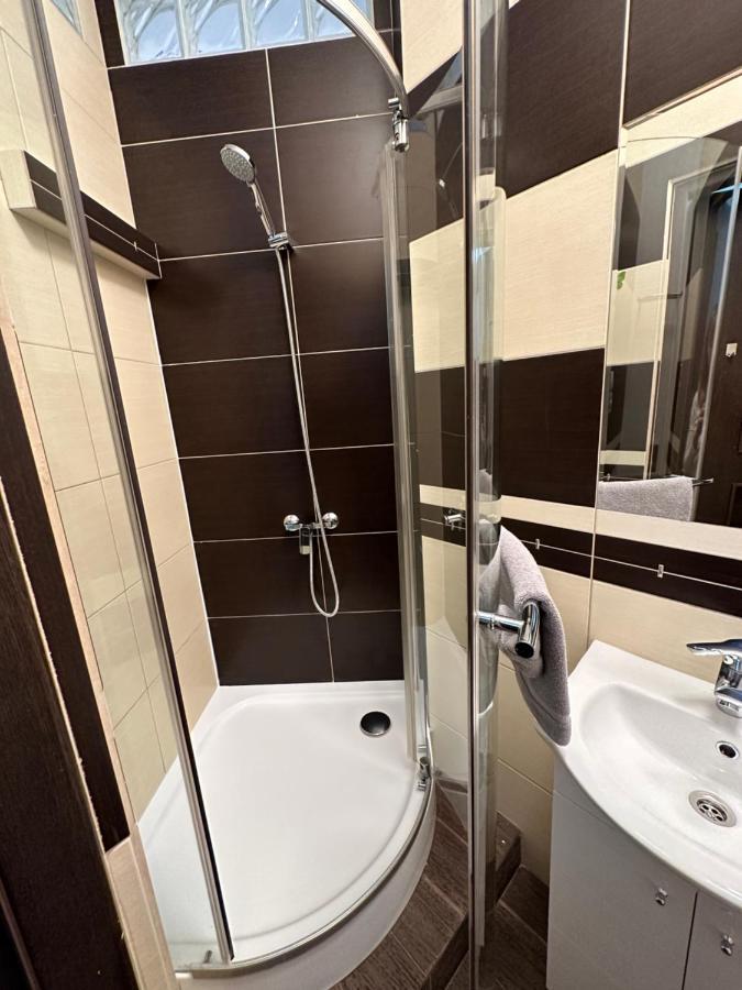 Studio Na Starej Ochocie Apartment Warsawa Bagian luar foto